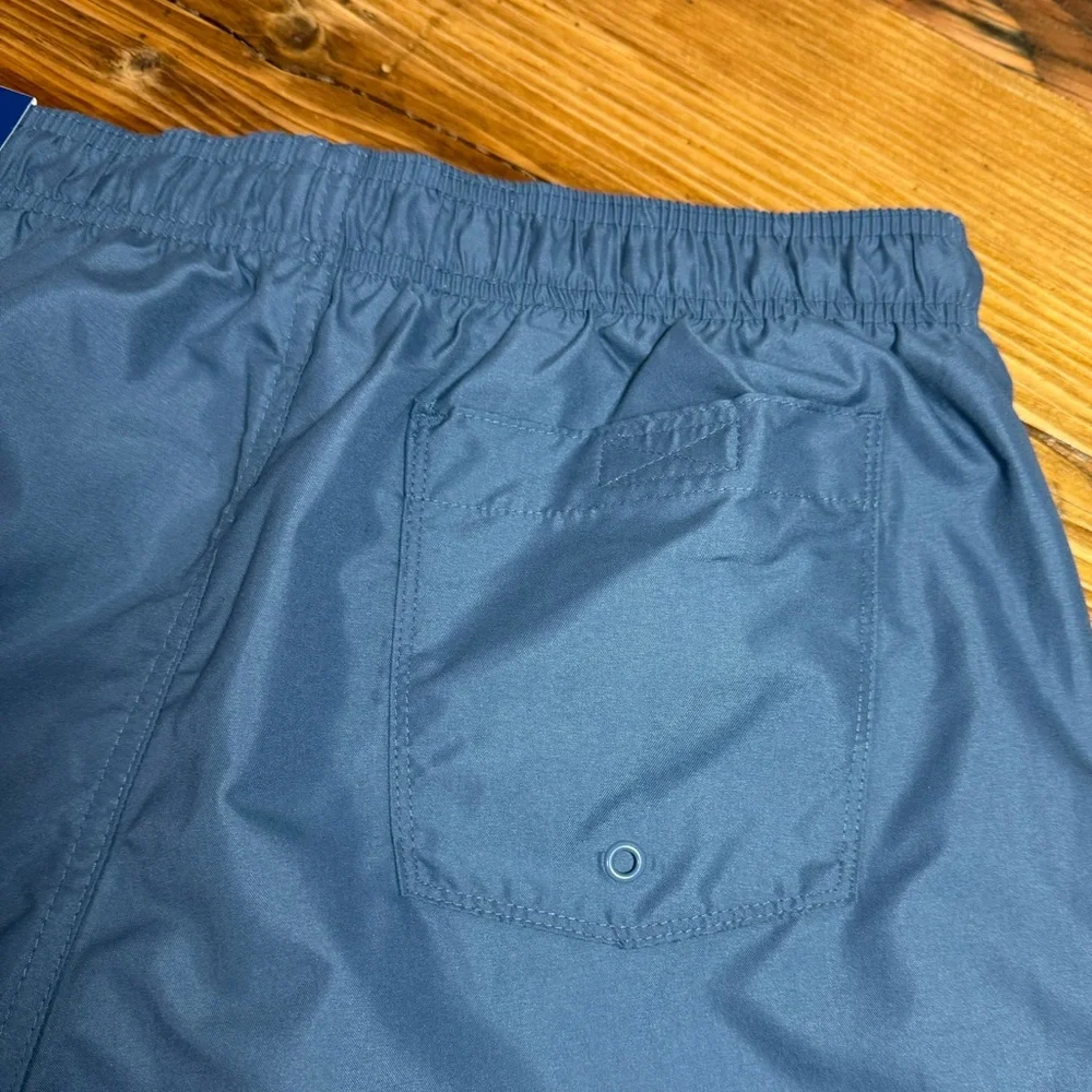 Old Navy Men Solid Swim Trunks 7-inch inseam Wintry Waters Blue Built in Brief M